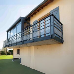 Exterior Aluminium Railings