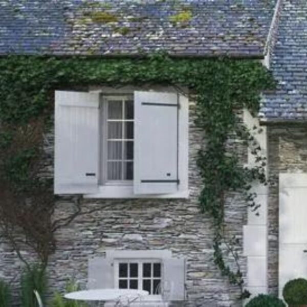 Swinging Shutters - Image 3